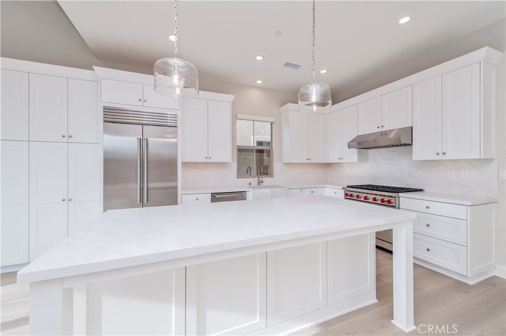 128 Rimstone Irvine, CA 92618 - Photo 18 of 35