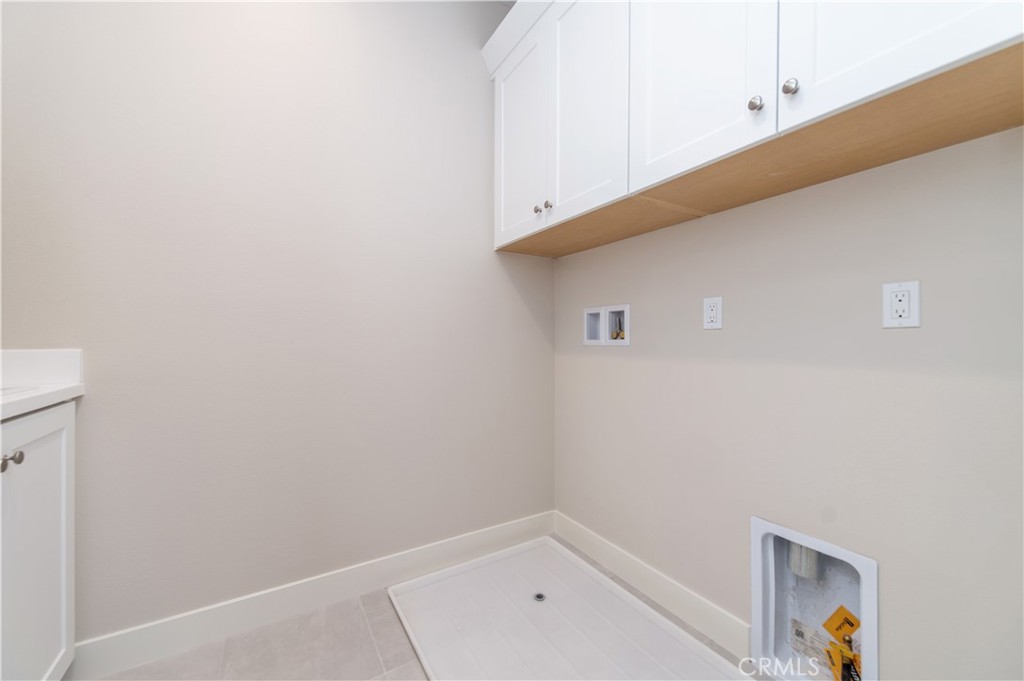 128 Rimstone Irvine, CA 92618 - Photo 32 of 35