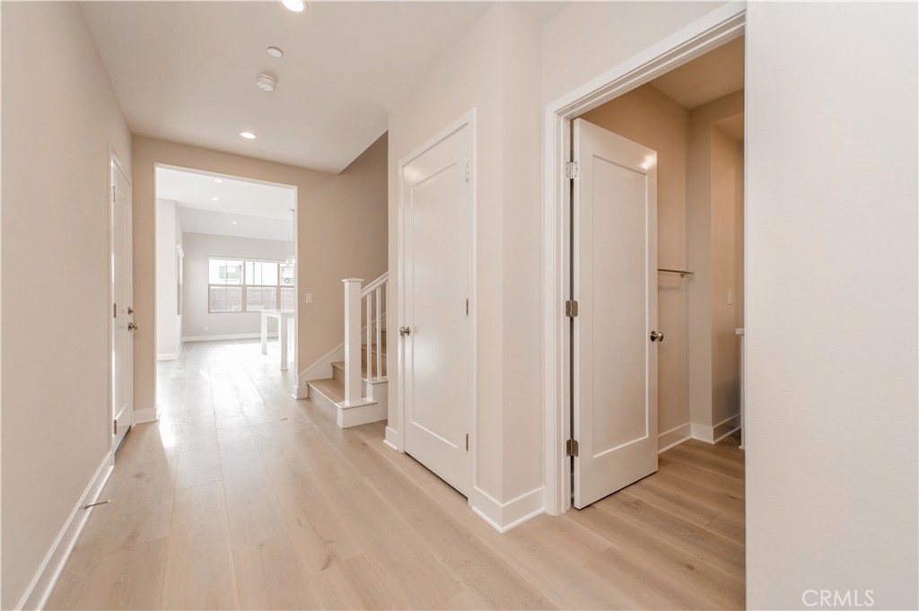 128 Rimstone Irvine, CA 92618 - Photo 7 of 35