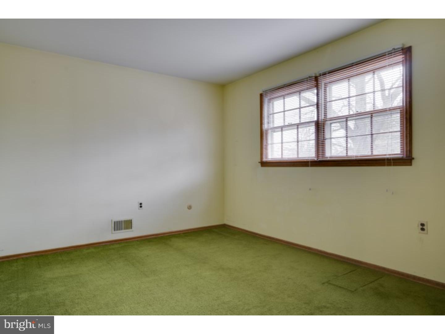 13 Weyburne Road Hamilton, NJ 08690 - Photo 17 of 25
