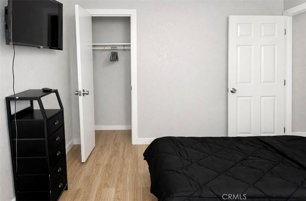 45414 Raysack Avenue Lancaster, CA 93535 - Photo 23 of 25 Side unit