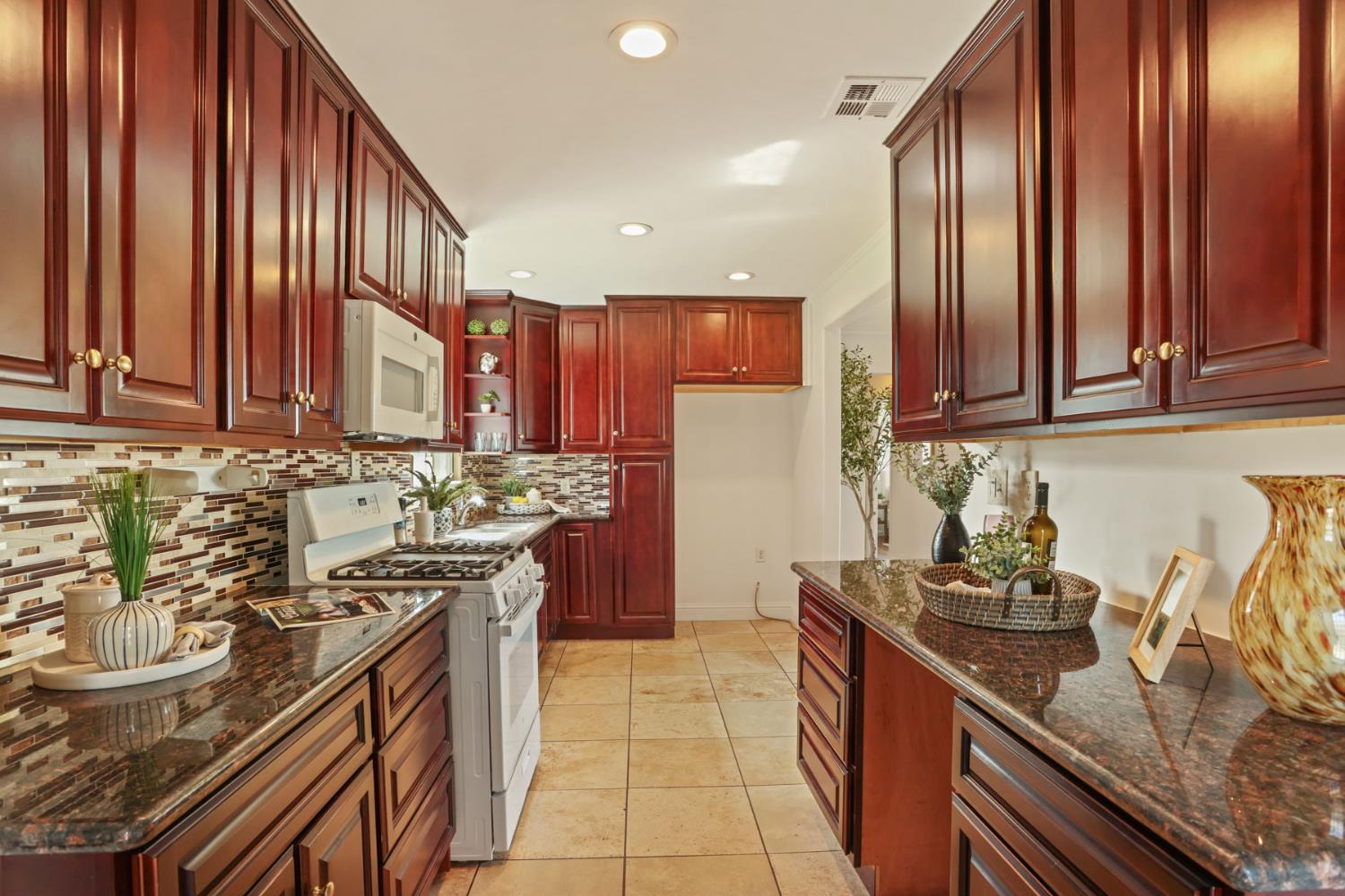 708 Ribier Avenue Lodi, CA 95240 - Photo 16 of 36