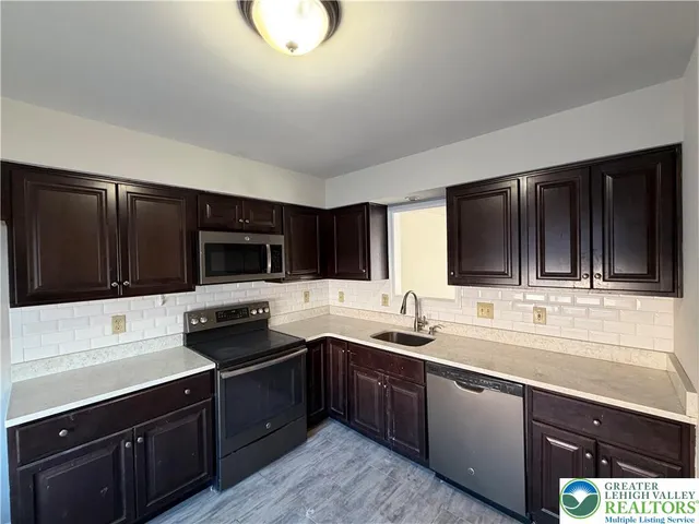 $2,100 | 350 Moty Drive, Alburtis, PA 18011