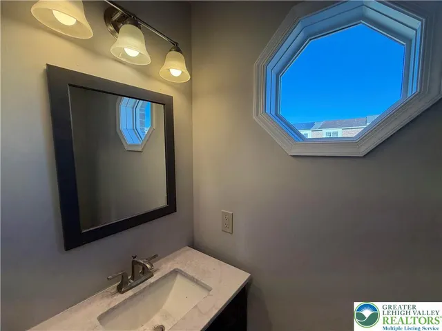 $2,100 | 350 Moty Drive, Alburtis, PA 18011