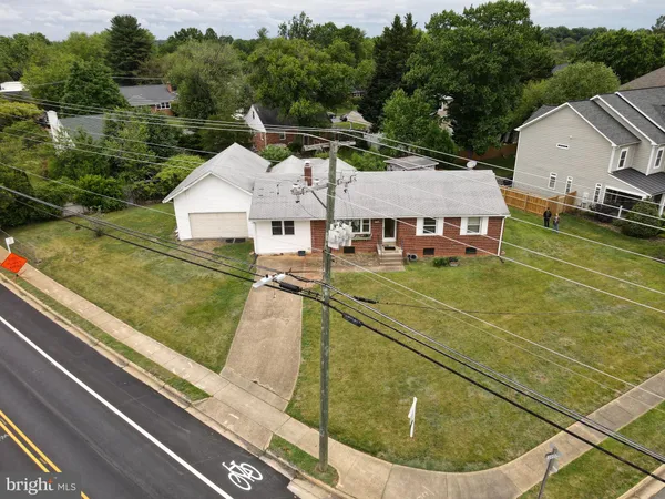 $1,300,000 | 1731 Westmoreland Street, McLean, VA 22101