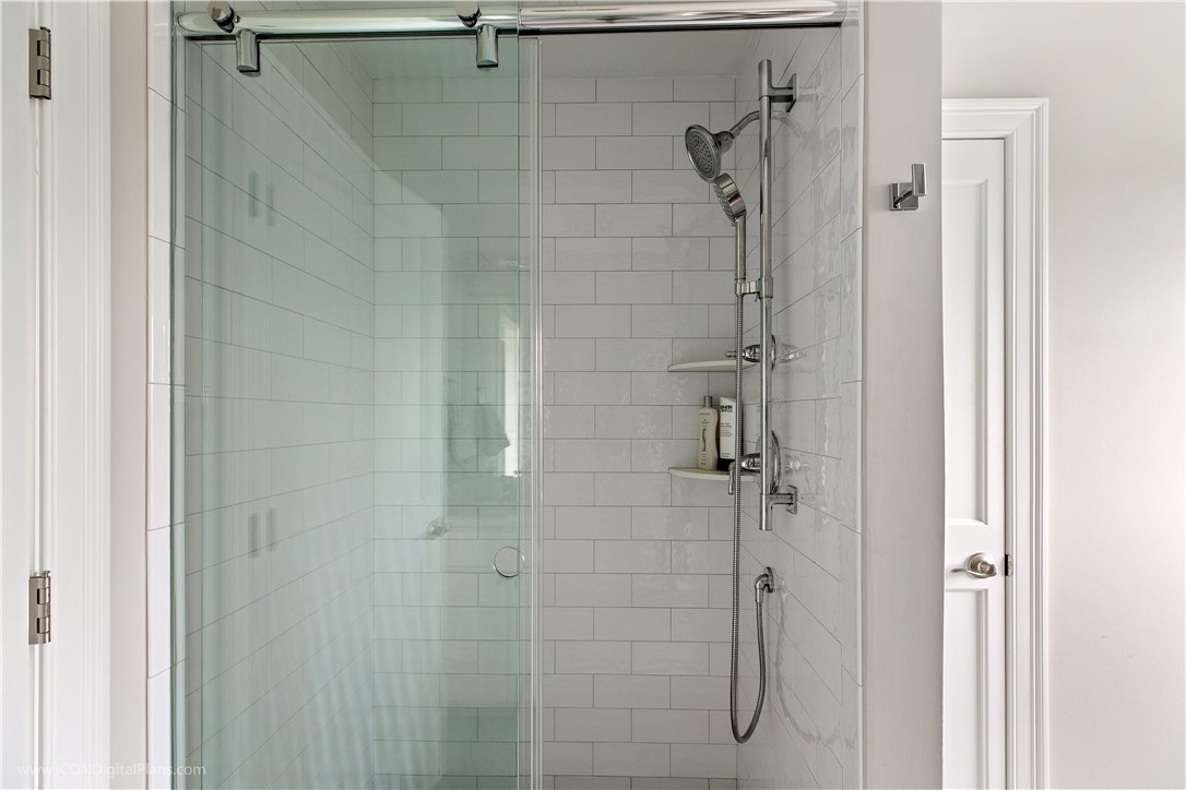 24 Coddington Highway Middletown, RI 02842 - Photo 26 of 49