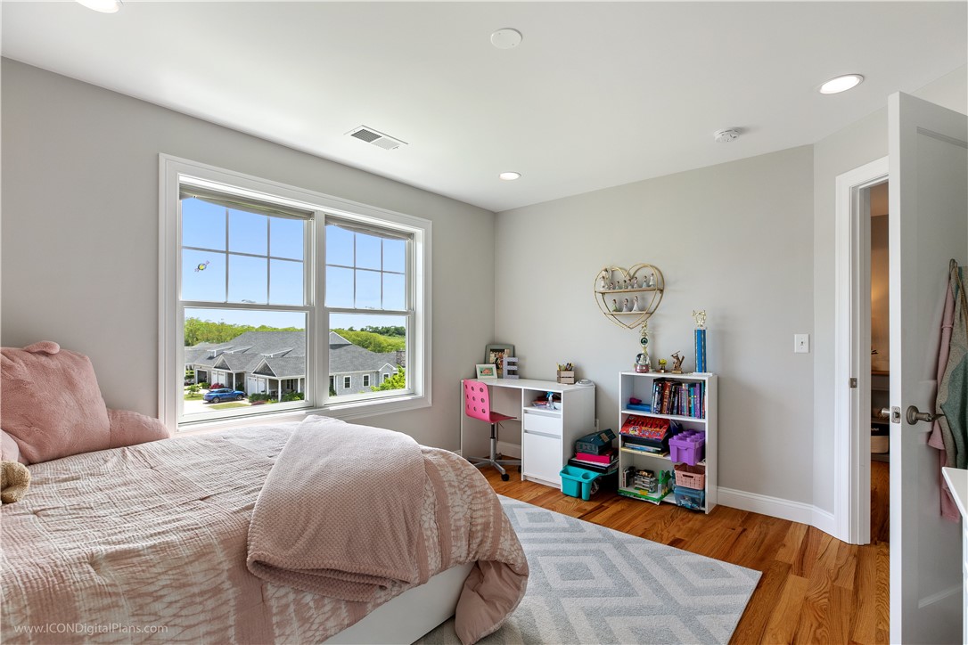 24 Coddington Highway Middletown, RI 02842 - Photo 35 of 49