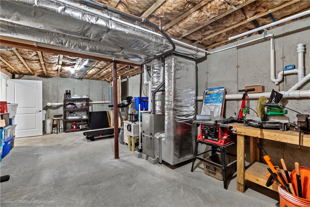 24 Coddington Highway Middletown, RI 02842 - Photo 39 of 49