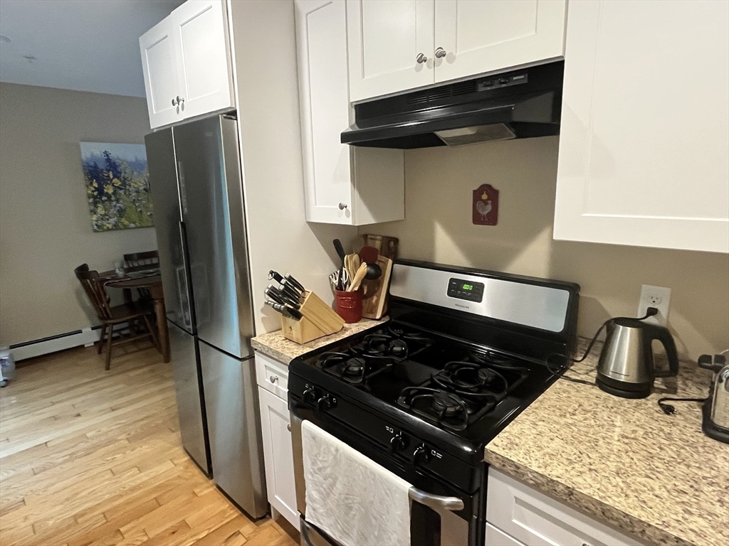 17 Arcade Street, Unit B Northbridge, MA 01588 - Photo 4 of 15