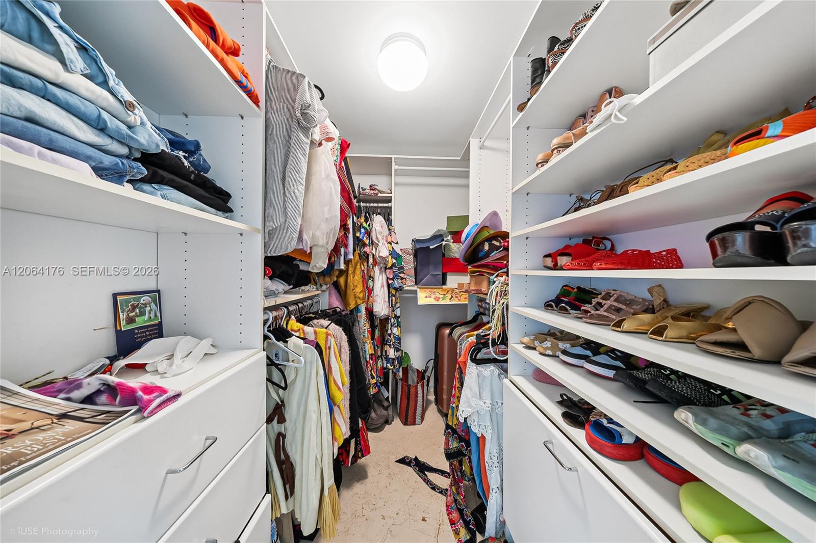 450 Alton Road, Unit 1904 Miami Beach, FL 33139 - Photo 8 of 20 Gallery Image 8