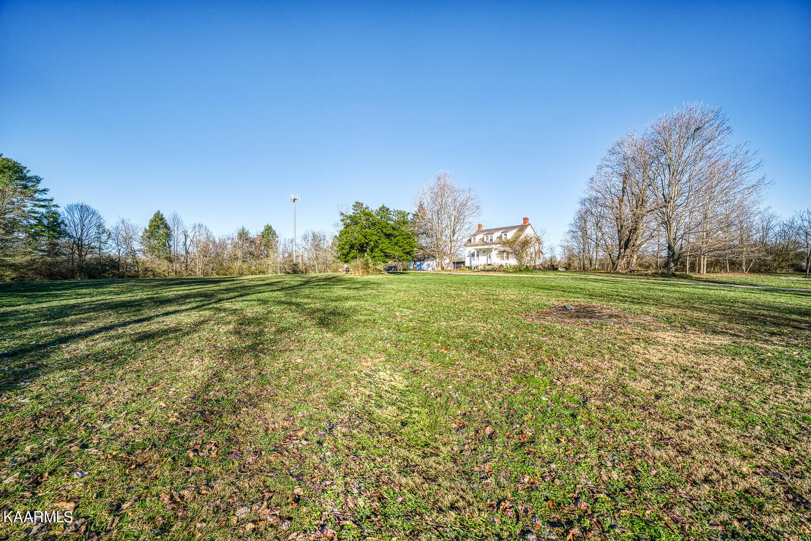 135 Red Williams Road Crossville, TN 38571 - Photo 8 of 30 08_135_Red_Williams_Rd_Crossville049_TNP