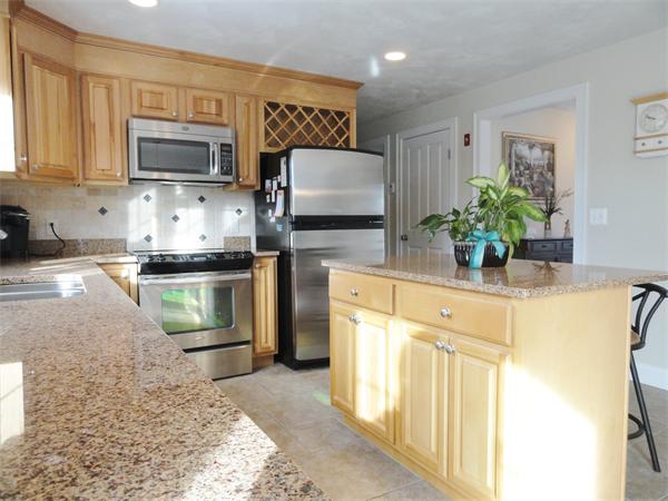 29 Marjorie Lane Rutland, MA 01543 - Photo 3 of 26 Gallery Image 3