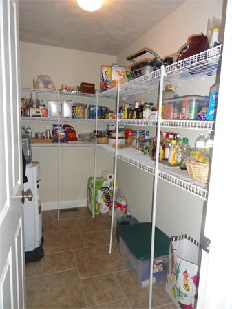 29 Marjorie Lane Rutland, MA 01543 - Photo 4 of 26 Gallery Image 4