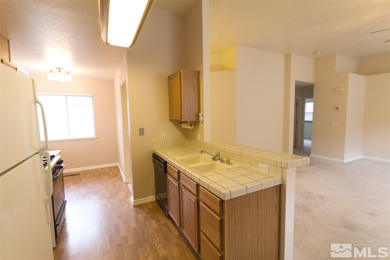 4533 Carisbrook Lane Reno, NV 89502 - Photo 11 of 25 Photo 11