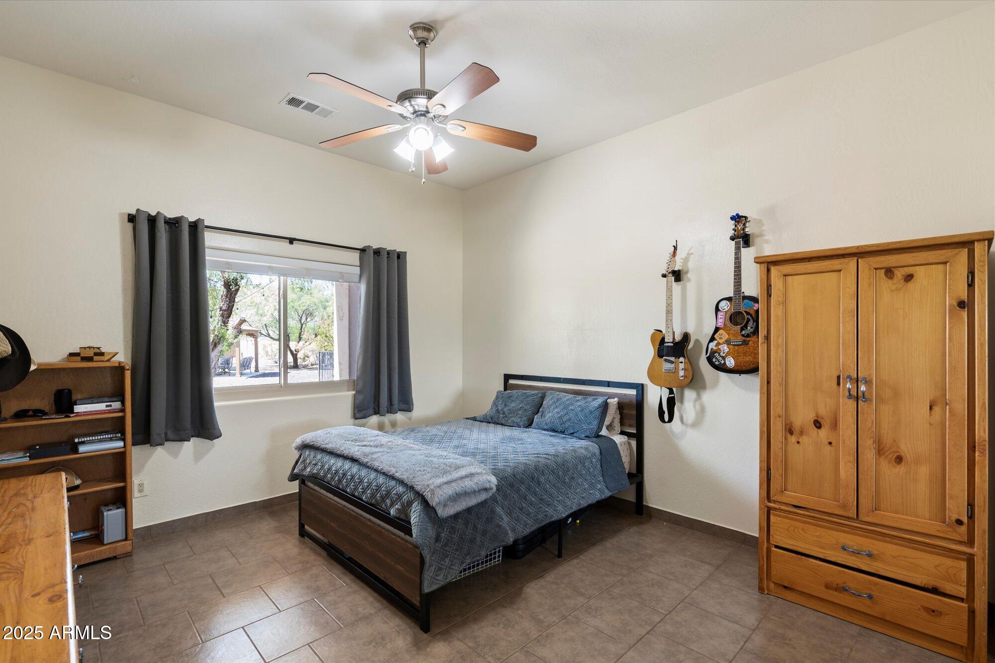 2815 West Irvine Road Phoenix, AZ 85086 - Photo 20 of 36 Guest Bedroom #2