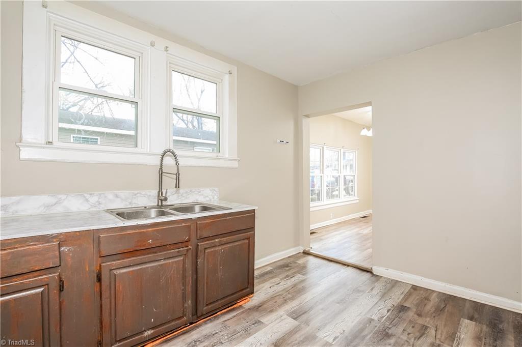 705 Wise Avenue High Point, NC 27260 - Photo 8 of 15