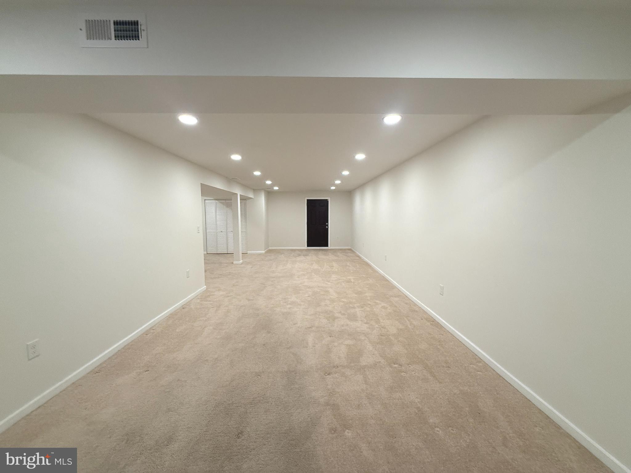 809 Duvall Highway Pasadena, MD 21122 - Photo 27 of 38 a view of empty room