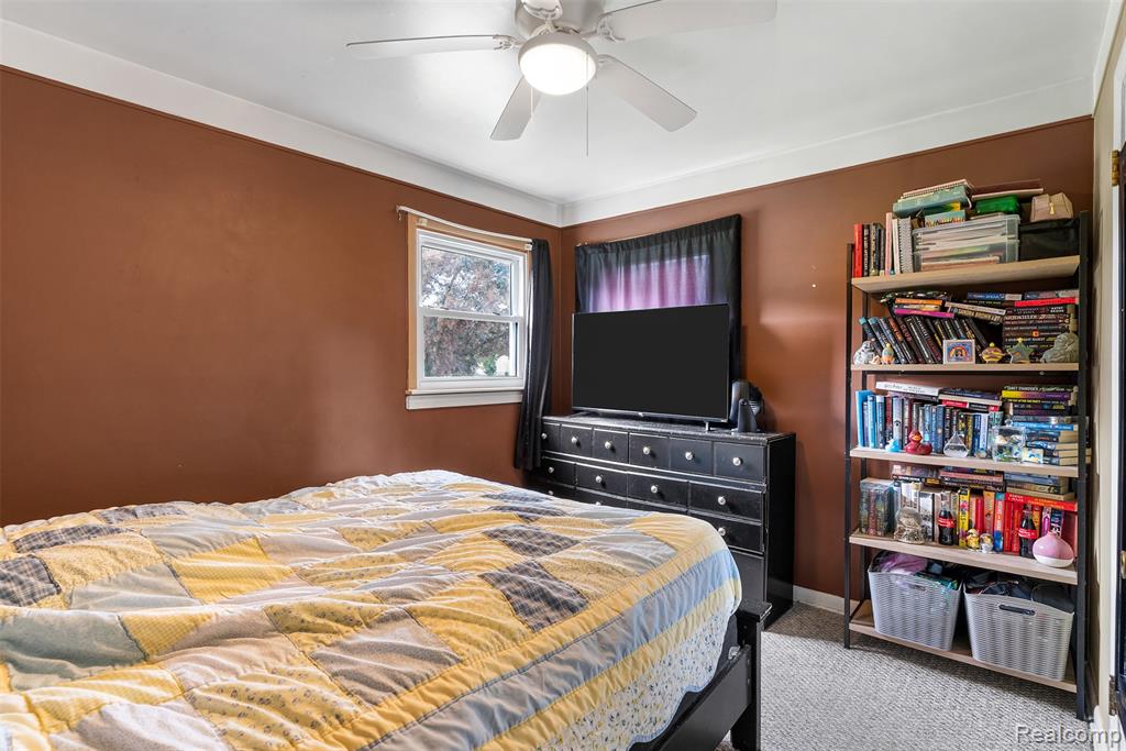 5439 Richfield Road Flint, MI 48506 - Photo 15 of 27