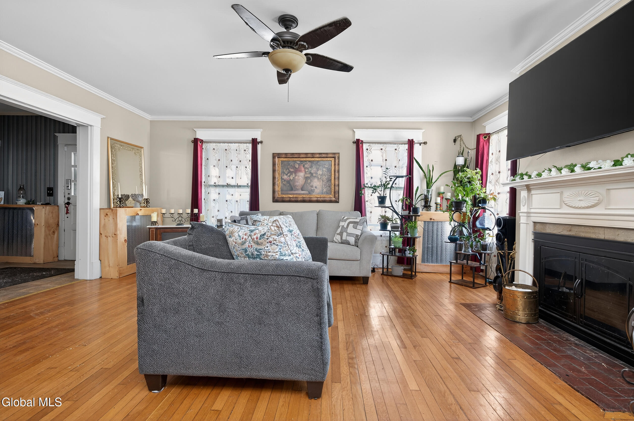1096 Waverly Place Schenectady, NY 12308 - Photo 13 of 52 017-1096-Waverly-Pl-Schenectady-NY-12309