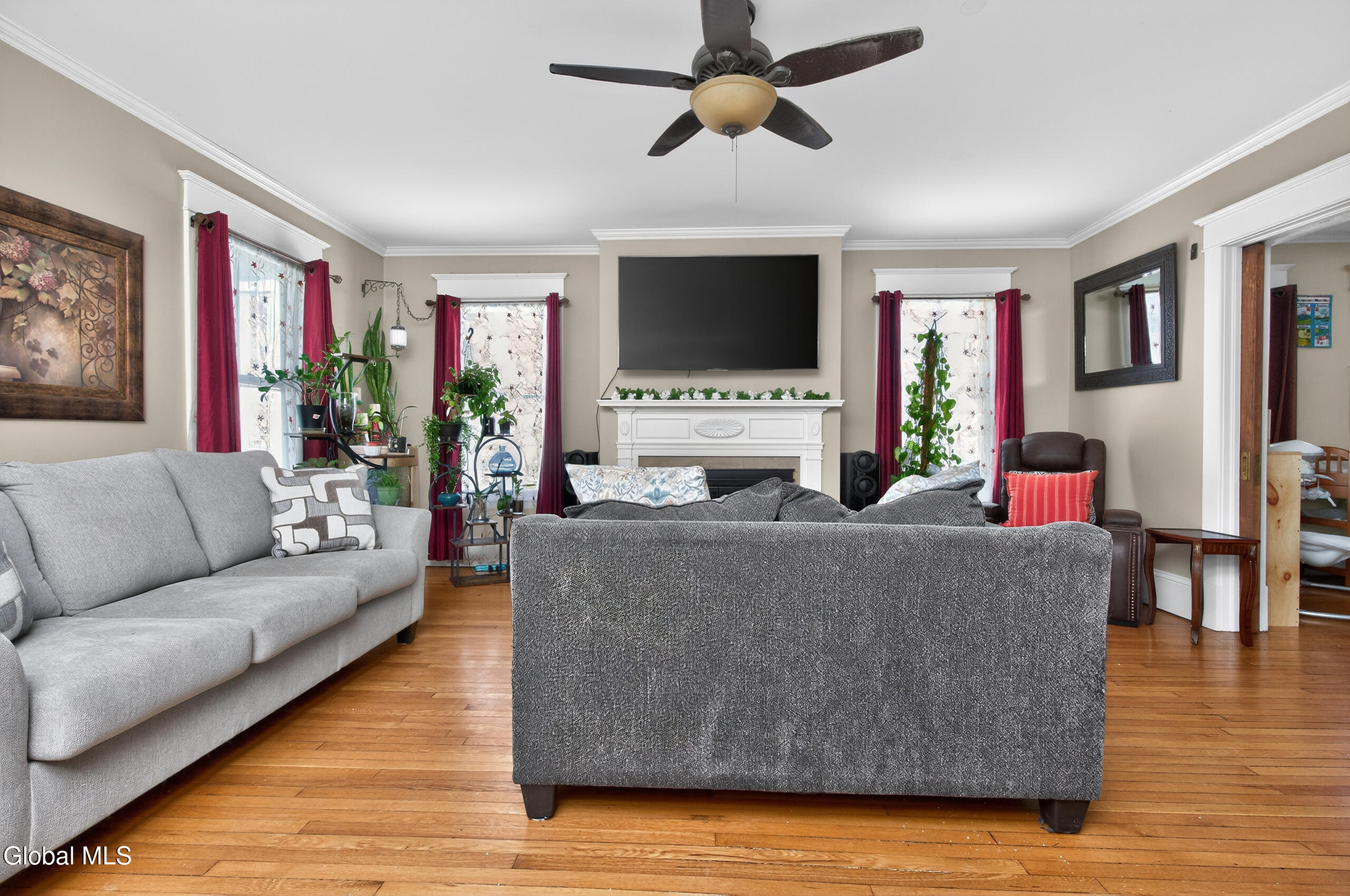 1096 Waverly Place Schenectady, NY 12308 - Photo 14 of 52 018-1096-Waverly-Pl-Schenectady-NY-12309