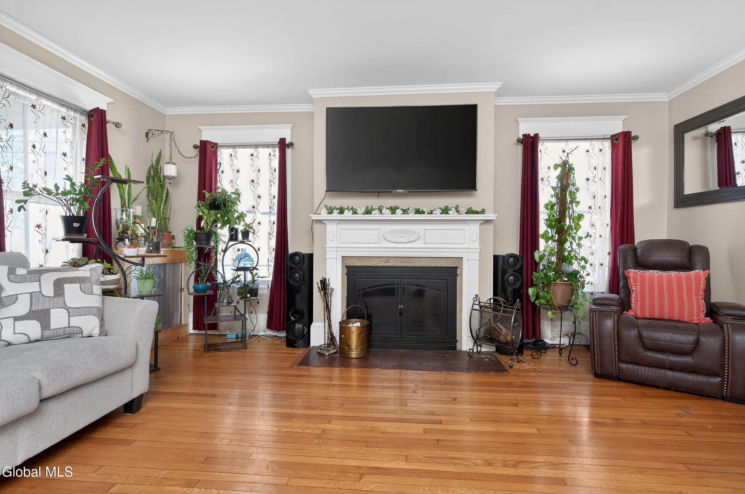 1096 Waverly Place Schenectady, NY 12308 - Photo 15 of 52 019-1096-Waverly-Pl-Schenectady-NY-12309