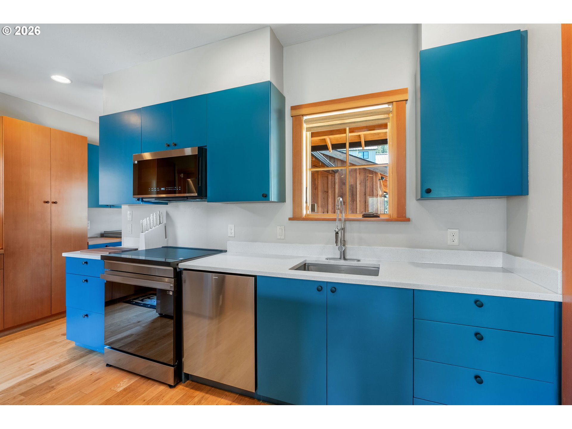 855 Fifth Avenue Mosier, OR 97040 - Photo 19 of 48