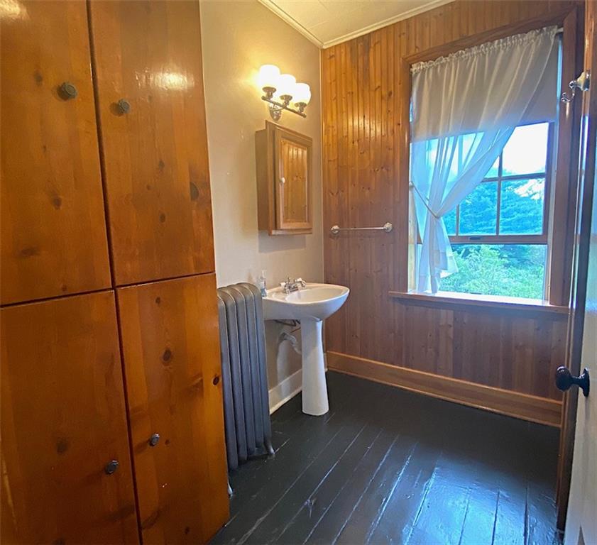 159 Mellingertown Road Mount Pleasant, PA 15666 - Photo 20 of 25 Upstairs bathroom