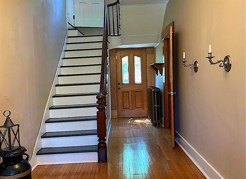 159 Mellingertown Road Mount Pleasant, PA 15666 - Photo 5 of 25 Spacious foyer entry