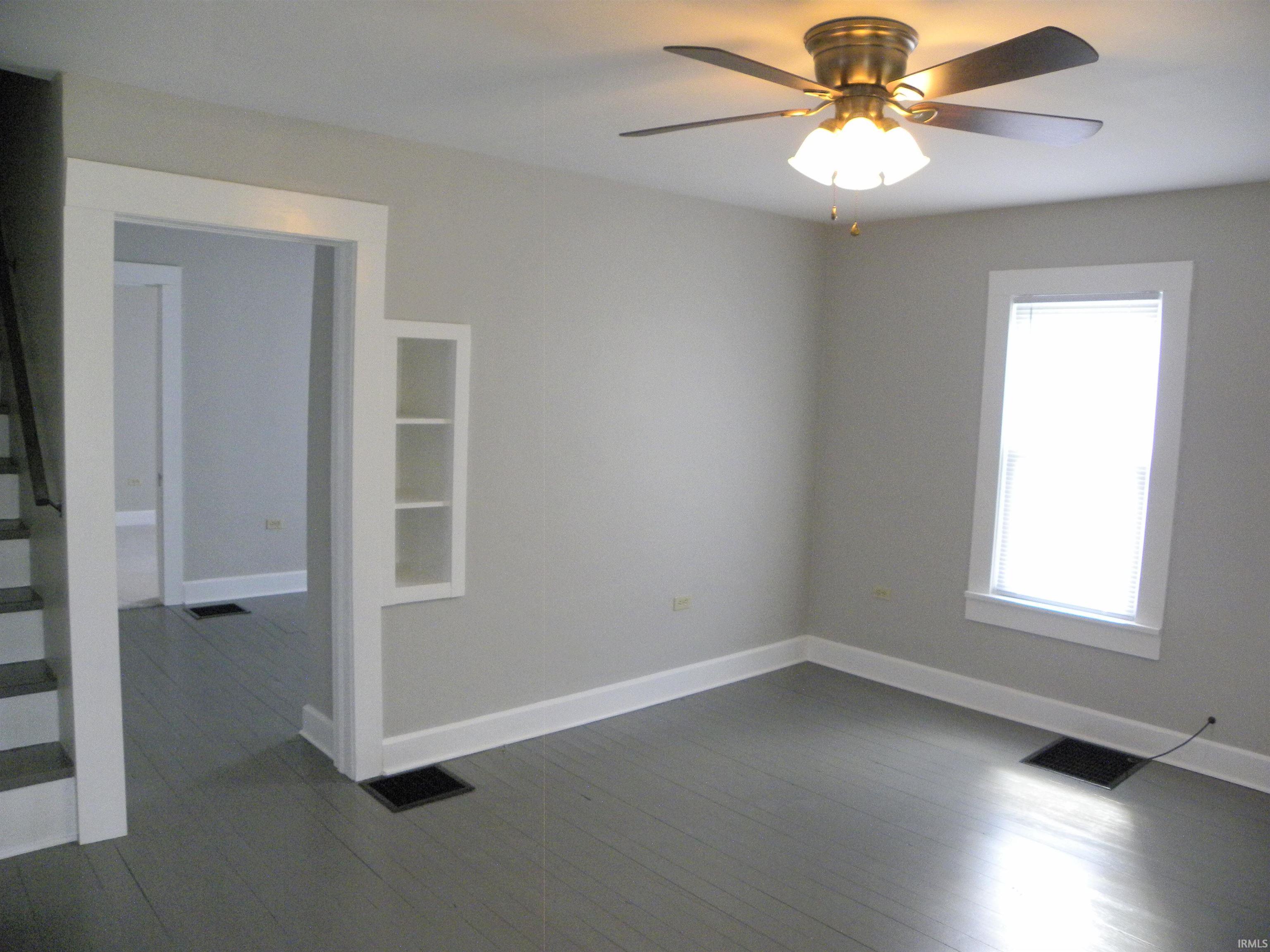 736 Freeman Road Spencer, IN 47460 - Photo 3 of 36