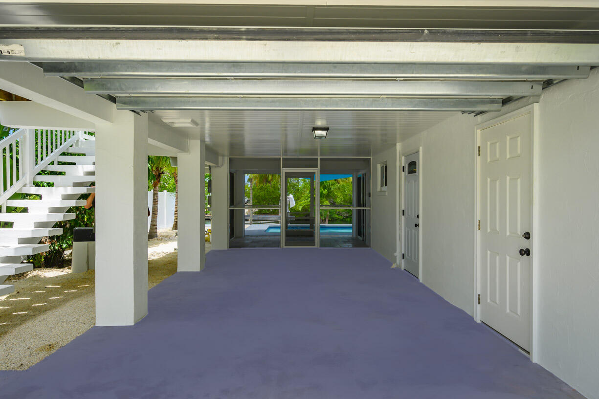 215 Blackbeard Road Summerland Key, FL 33042 - Photo 20 of 42 Garage