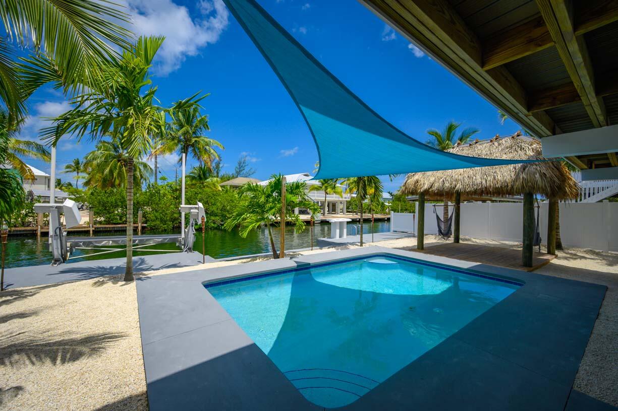 215 Blackbeard Road Summerland Key, FL 33042 - Photo 3 of 42 Pool