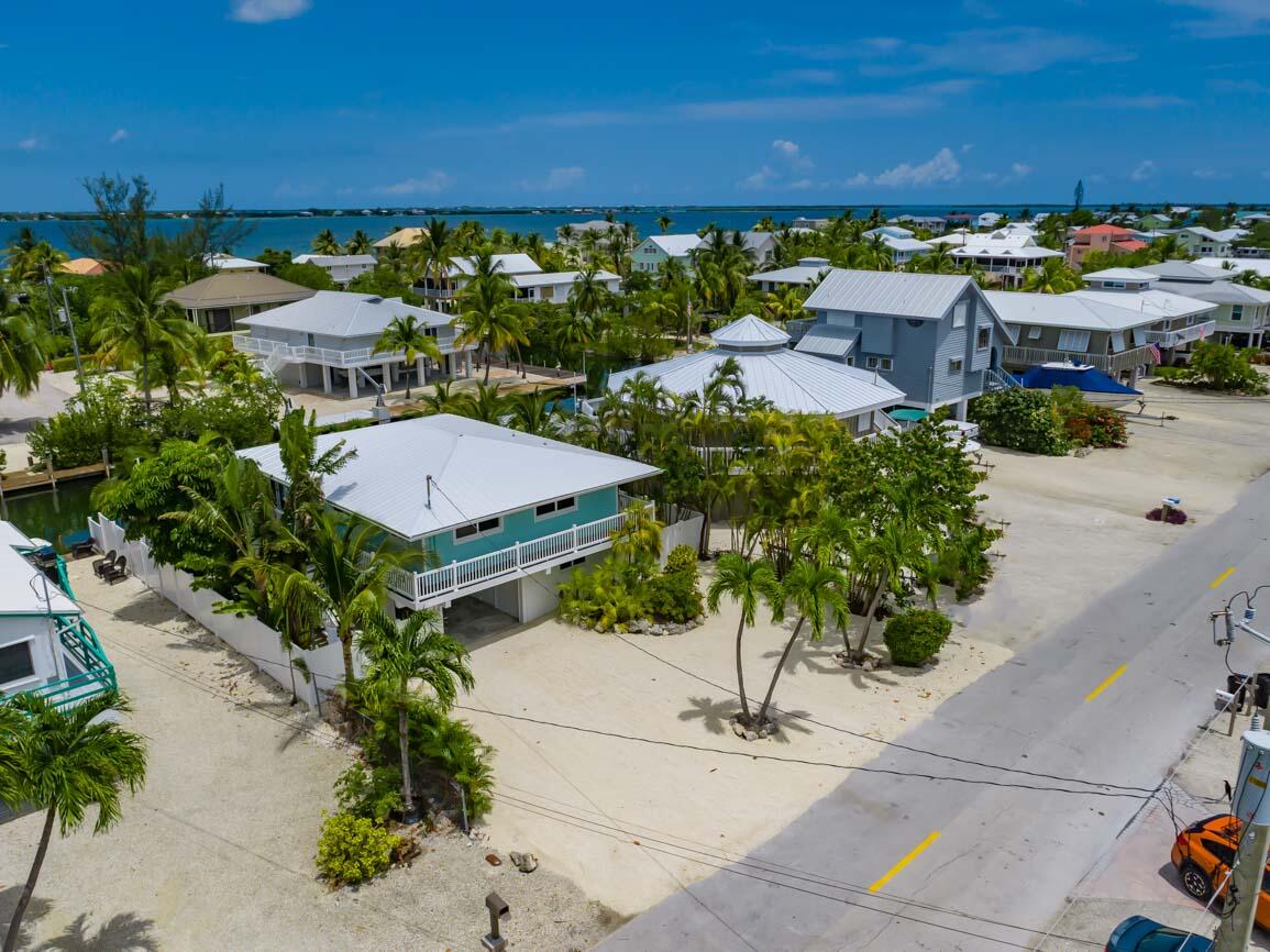 215 Blackbeard Road Summerland Key, FL 33042 - Photo 38 of 42 Aerial