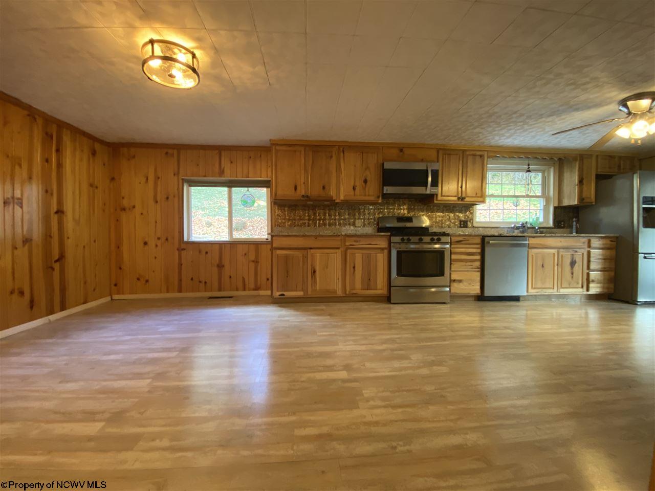 568 Robinson Run Road Rivesville, WV 26588 - Photo 6 of 22 Gallery Image 6