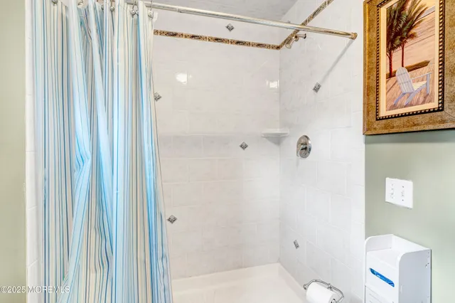 $725,000 | 732 Wellington Avenue, Toms River, NJ 08757