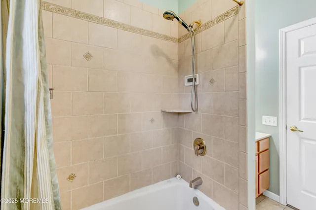 $725,000 | 732 Wellington Avenue, Toms River, NJ 08757