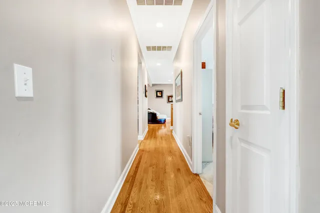 $725,000 | 732 Wellington Avenue, Toms River, NJ 08757