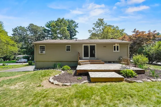 $445,000 | 12 Coachman Lane, Auburn, MA 01501