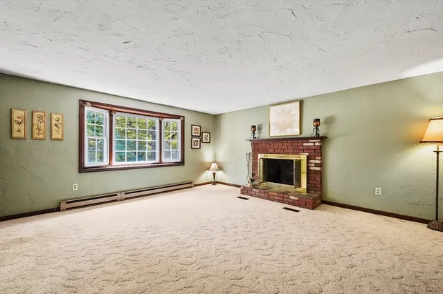 $445,000 | 12 Coachman Lane, Auburn, MA 01501