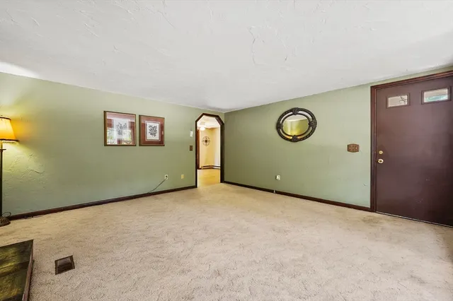 $445,000 | 12 Coachman Lane, Auburn, MA 01501