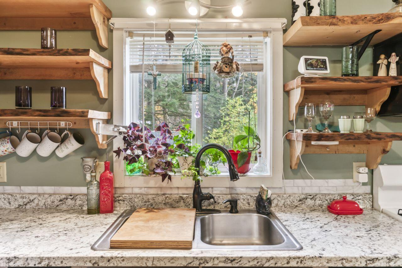 31 Sunflower Estate Rome, ME 04963 - Photo 8 of 47 31_Sunflower_Estate_0124