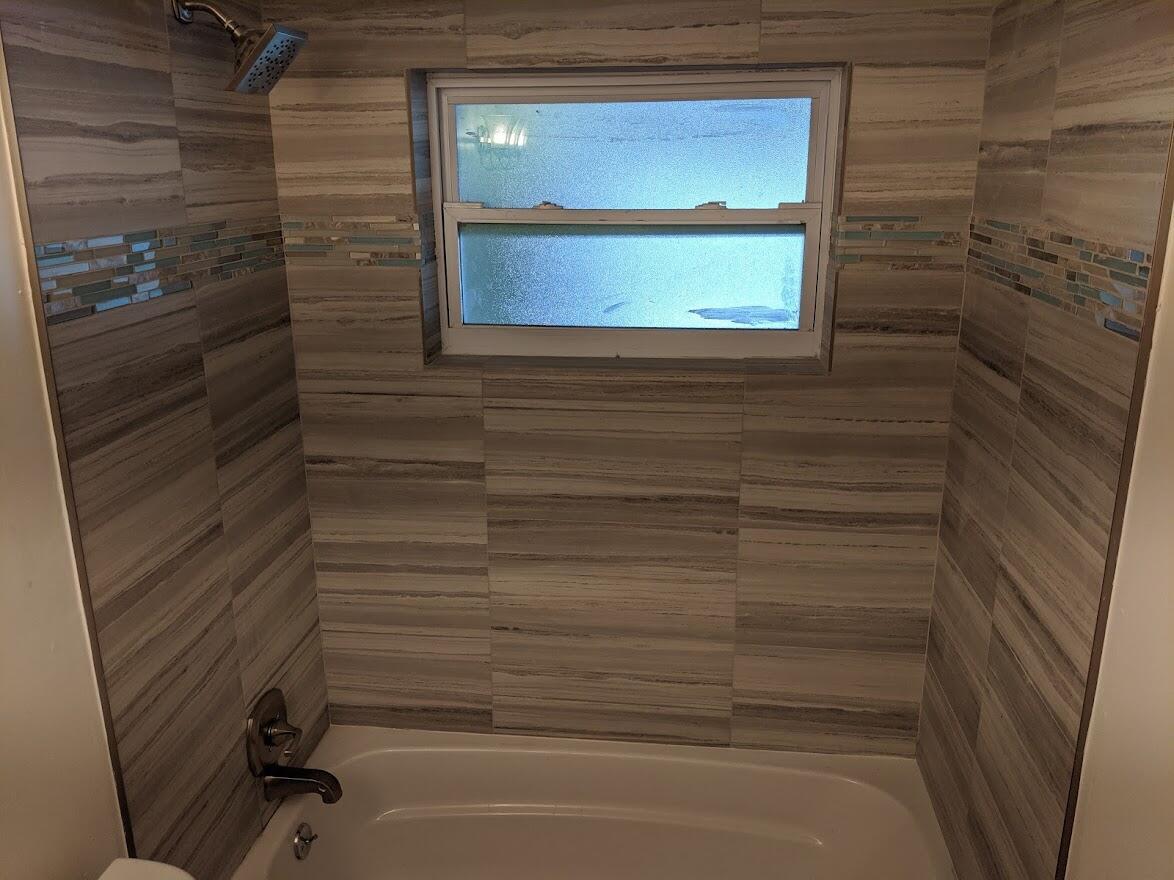 299 Northwest 12th Street Boca Raton, FL 33432 - Photo 5 of 14 Bathroom
