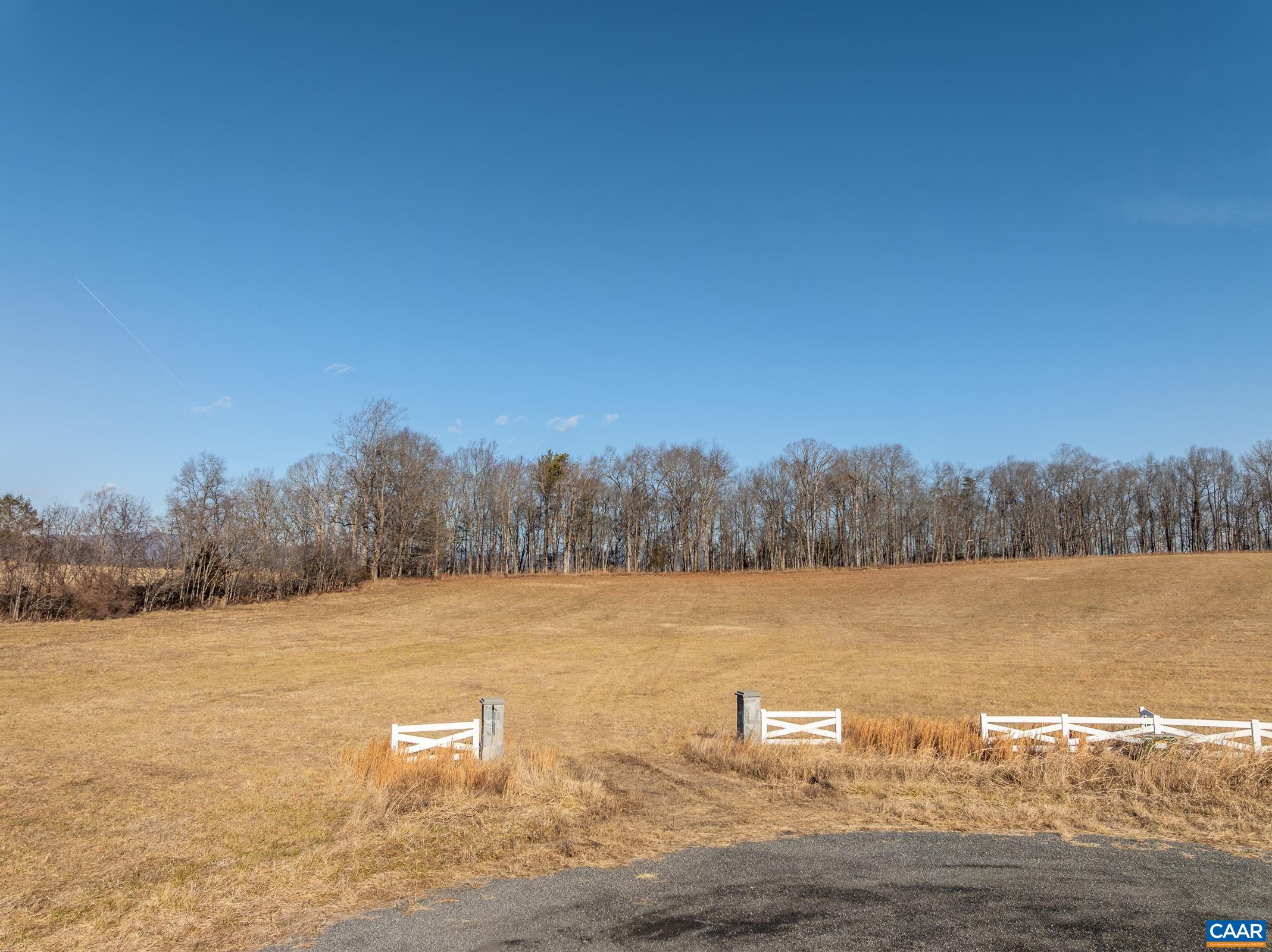 17 Grange Cmns Ridge, Unit 17 Gladstone, VA 24553 - Photo 24 of 25