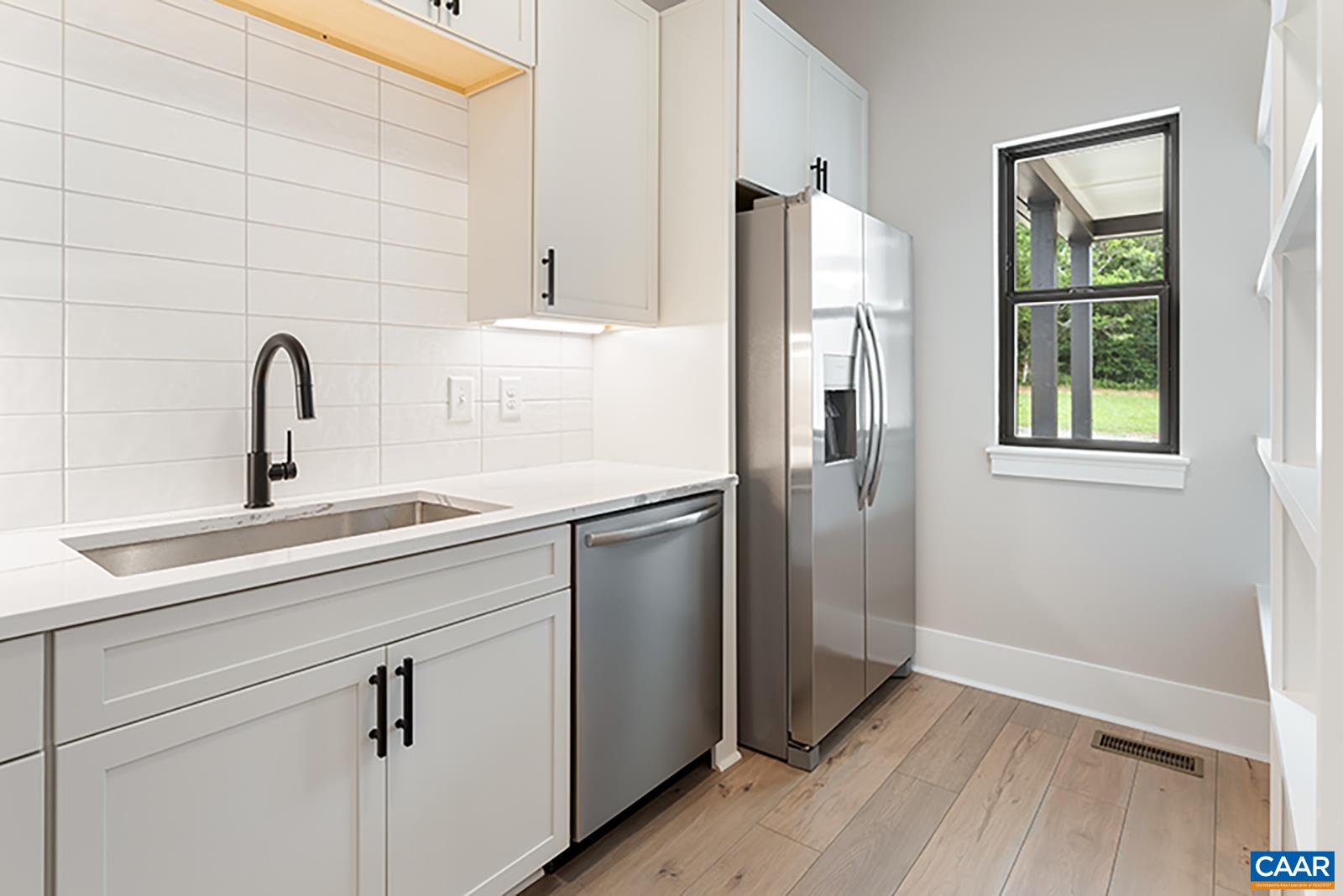 17 Grange Cmns Ridge, Unit 17 Gladstone, VA 24553 - Photo 7 of 25