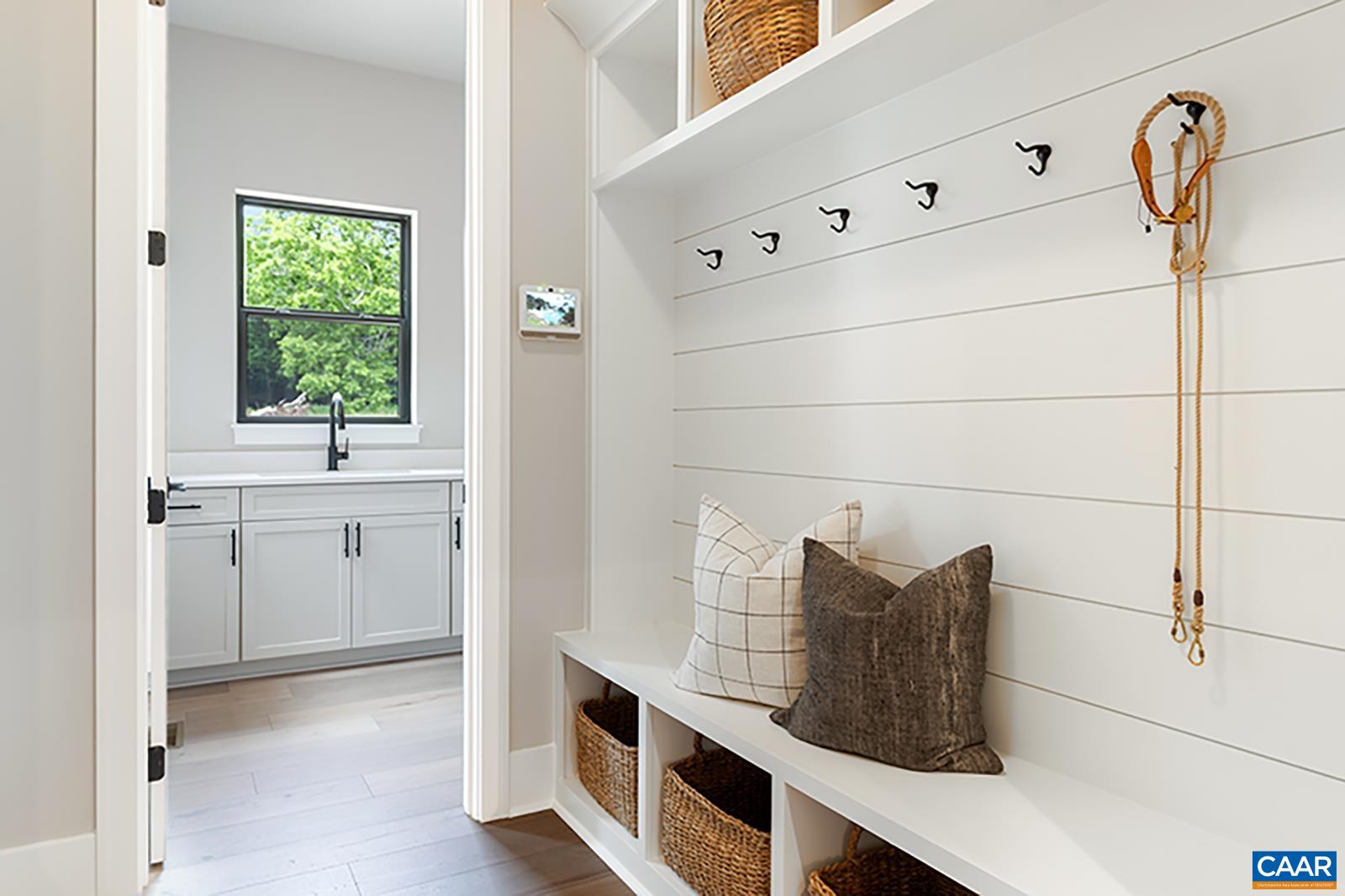 17 Grange Cmns Ridge, Unit 17 Gladstone, VA 24553 - Photo 10 of 25