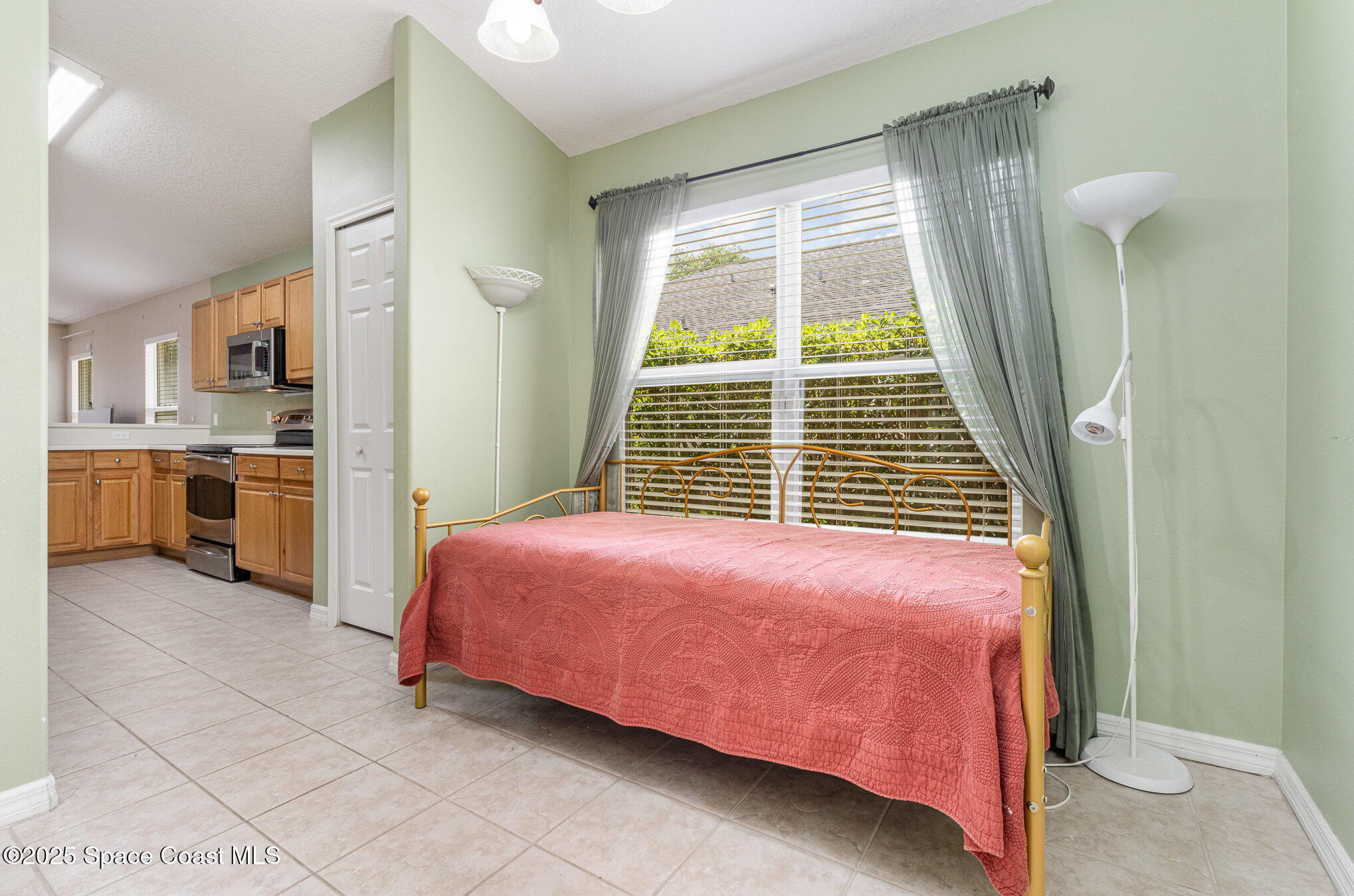 936 Tavernier Circle Northeast Palm Bay, FL 32905 - Photo 14 of 29 014_bo3a5358-edit_30