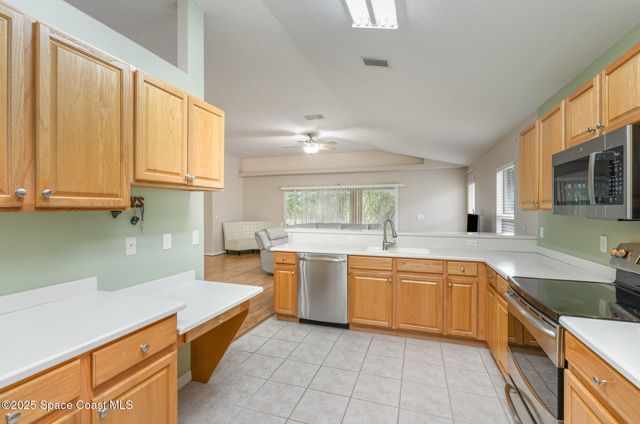 936 Tavernier Circle Northeast Palm Bay, FL 32905 - Photo 16 of 29 016_bo3a5350-edit_578