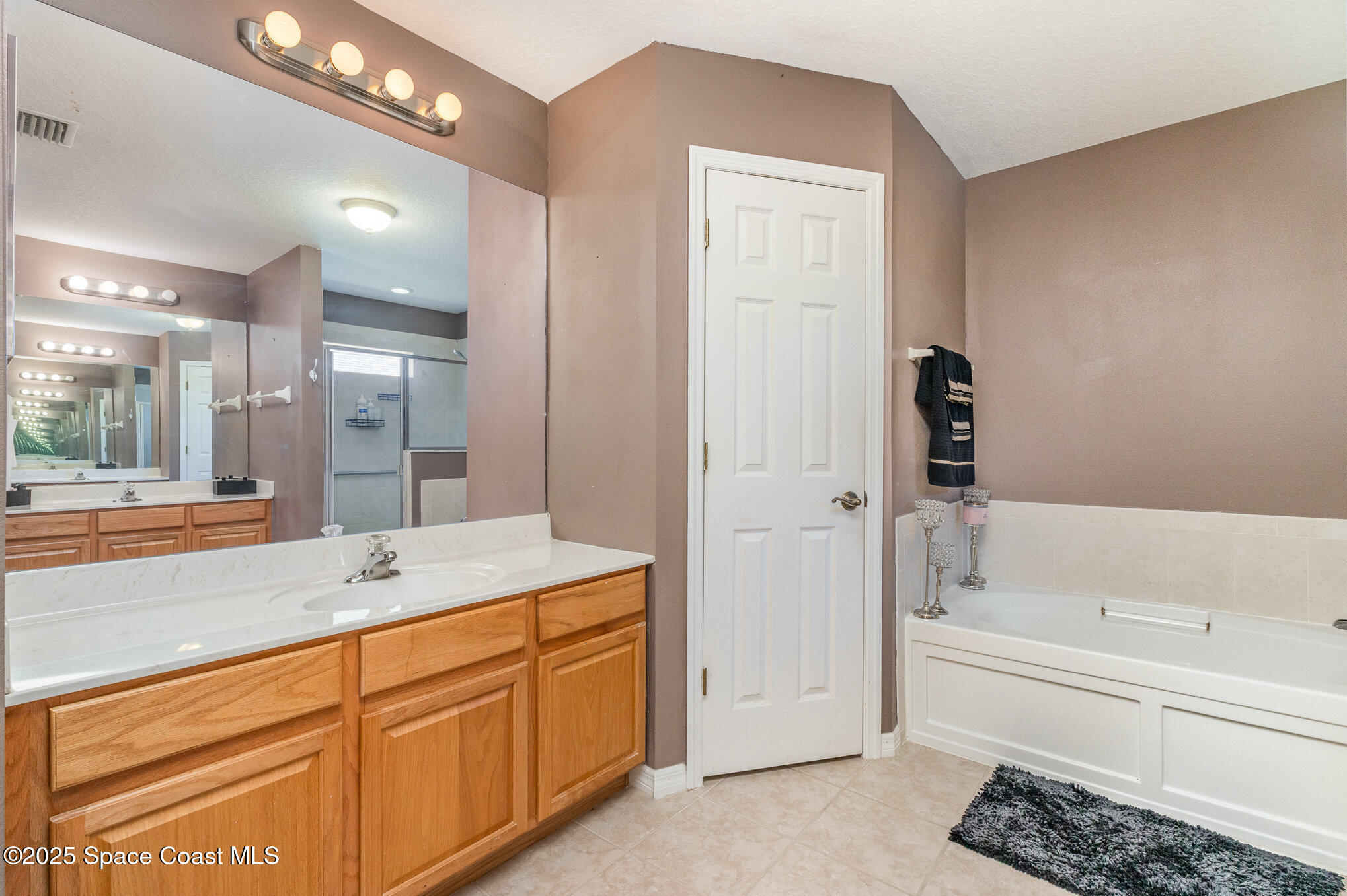 936 Tavernier Circle Northeast Palm Bay, FL 32905 - Photo 21 of 29 021_bo3a5394-edit_933