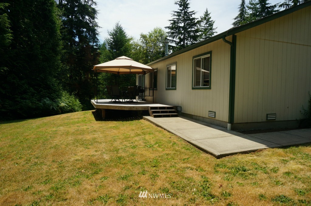 4807 Sunnyslope Road Southwest Port Orchard, WA 98367 - Photo 6 of 15 Gallery Image 6