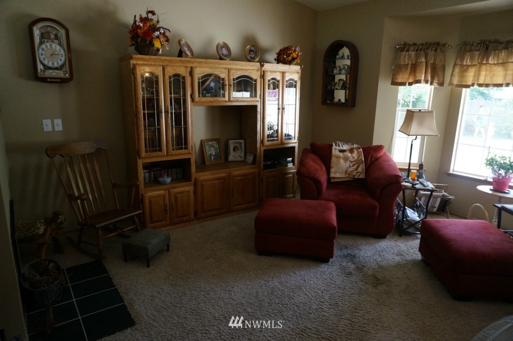 4807 Sunnyslope Road Southwest Port Orchard, WA 98367 - Photo 10 of 15 Gallery Image 10