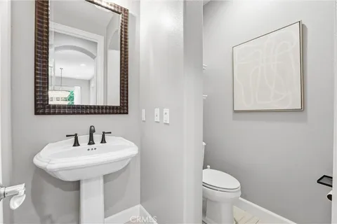 $3,149,000 | 17491 Oakbluffs Lane, Huntington Beach, CA 92649